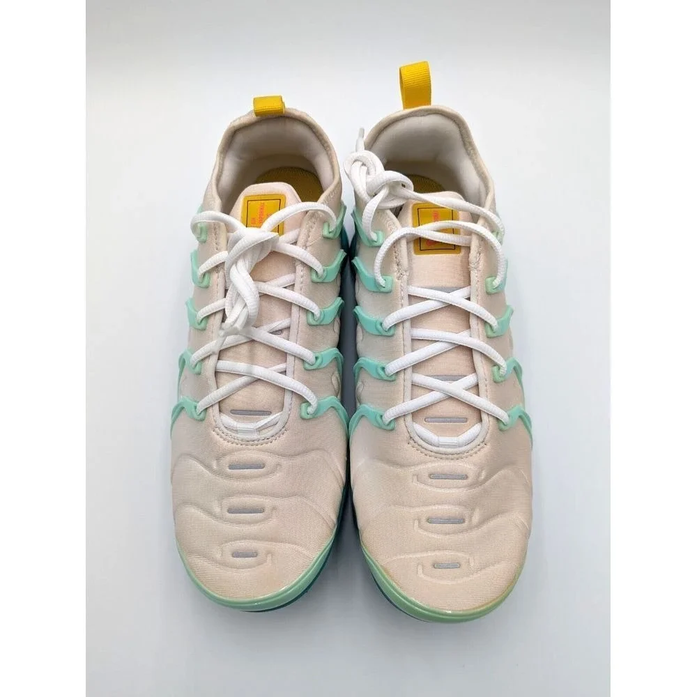 Nike Air Vapormax Plus Since 1972 White Mint Foam Siren Red DQ7645-100 sz 10.5